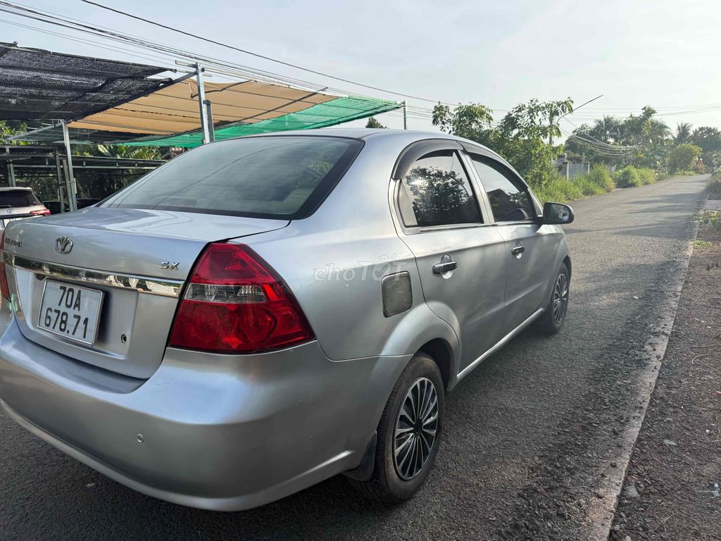 Chevrolet Gentra 2009 photo 4