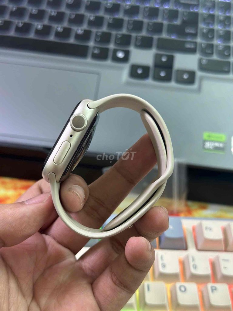 Apple Watch Series 8 41mm Nhôm Starlight Như mới. Mua bán Thiết bị đeo thông minh tại Quận Hải Châu Đà Nẵng được đăng bởi apple watch chính hãng giá rẻ hình 1
