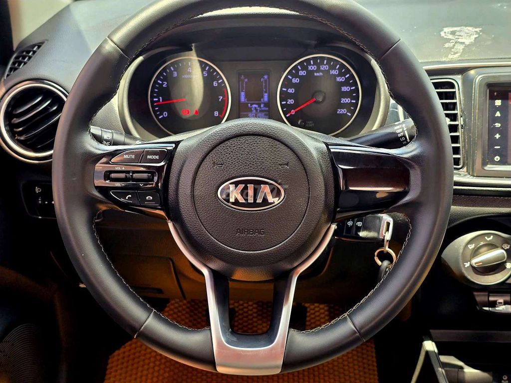 KIA Soluto 2020 1.4 MT Deluxe - 90000 km. Mua bán Ô tô tại Thành phố Thuận An Bình Dương được đăng bởi Châu Huy Cường hình 10