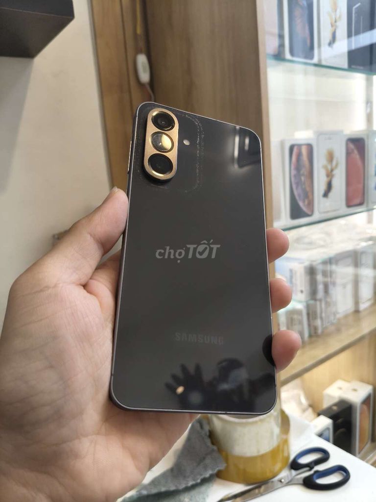 Samsung A56 8GB/256GB Đen Like New. Mua bán Điện thoại tại Quận Hai Bà Trưng Hà Nội được đăng bởi Chinh hình 1