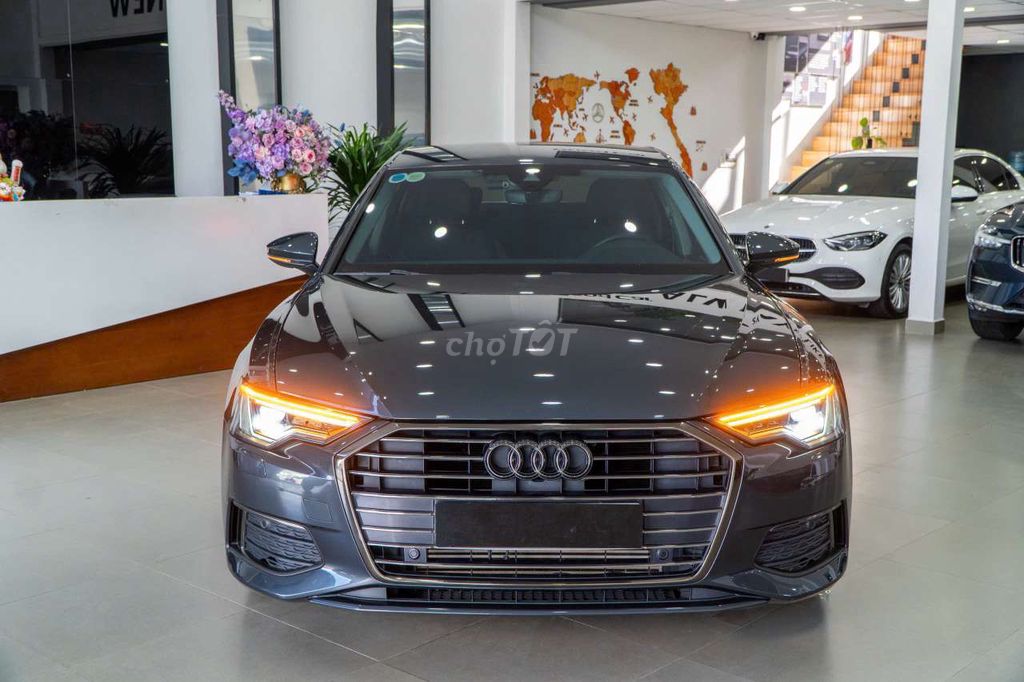 Audi A6 Sedan Design 45 TFSI 2022 35.100km cực đẹp