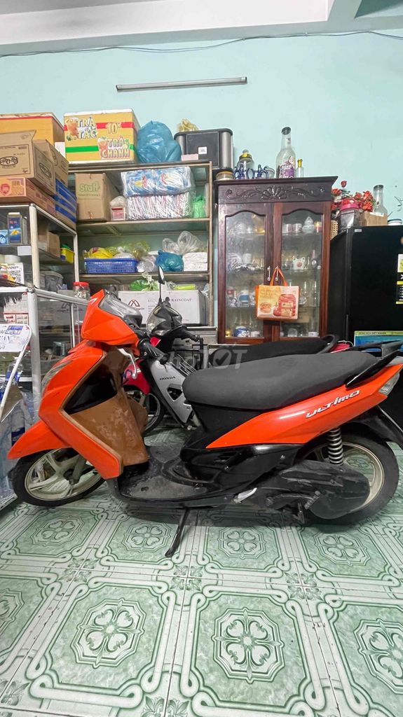 Yamaha Ultimo Cam Xe tay ga