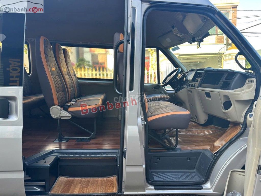 Ford Transit SVP 2018 - 425 Triệu. Mua bán Ô tô tại Thành phố Thủ Dầu Một Bình Dương được đăng bởi Lamgiasam hình 3
