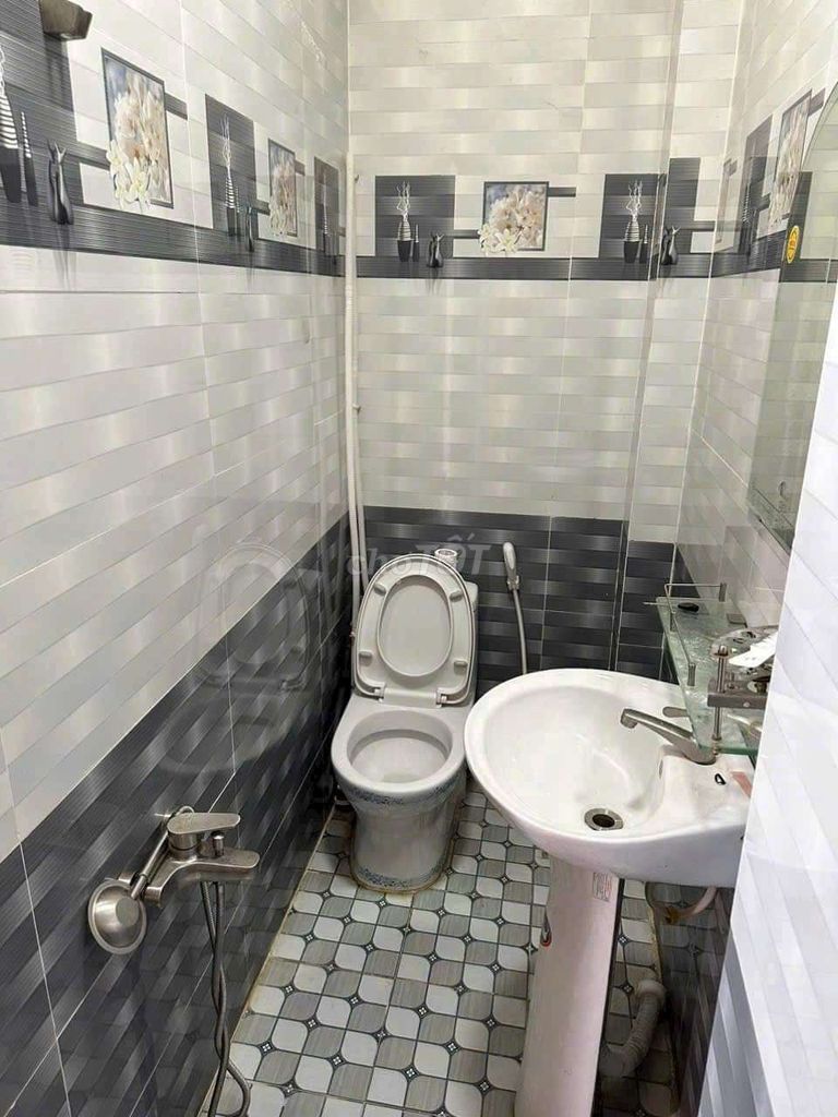 Cho Thuê CHDV sạch sẽ WC riêng giờ giấc tự do. Cho thuê phòng trọ tại Huyện Cần Giuộc Long An được đăng bởi Thủy hình 1