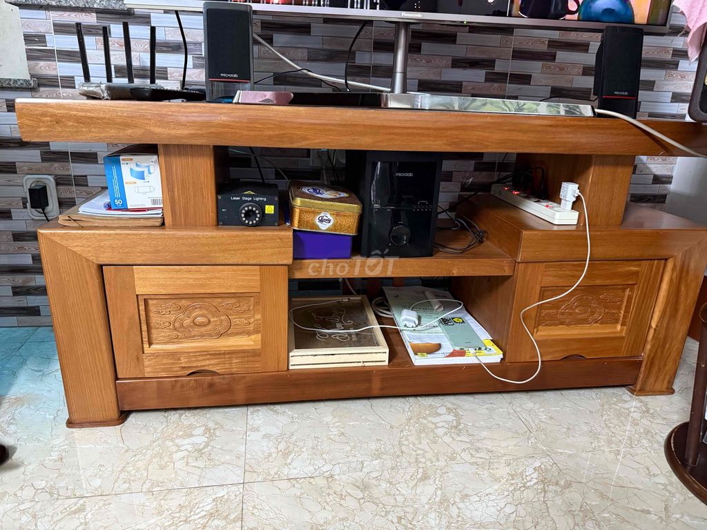 Kệ tivi gỗ 140x65x40cm. Mua bán Tủ, kệ gia đình tại Quận 12 Tp Hồ Chí Minh được đăng bởi Phạm Văn Hùng hình 1