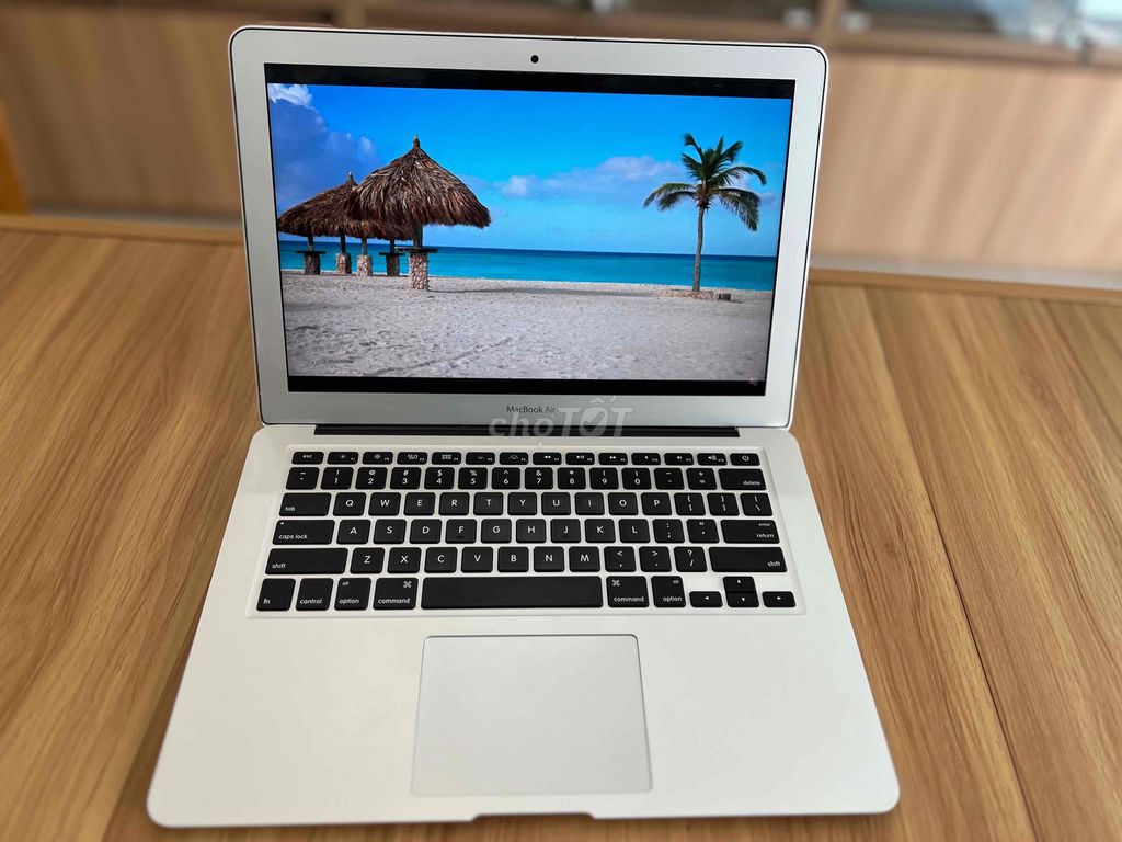 Macbook Air 2015, I5, Ram 8G, SSD 256G, Pin 5-7H. Mua bán Laptop tại Thành phố Long Xuyên An Giang được đăng bởi Laptop Mai Lý Nghĩa hình 1