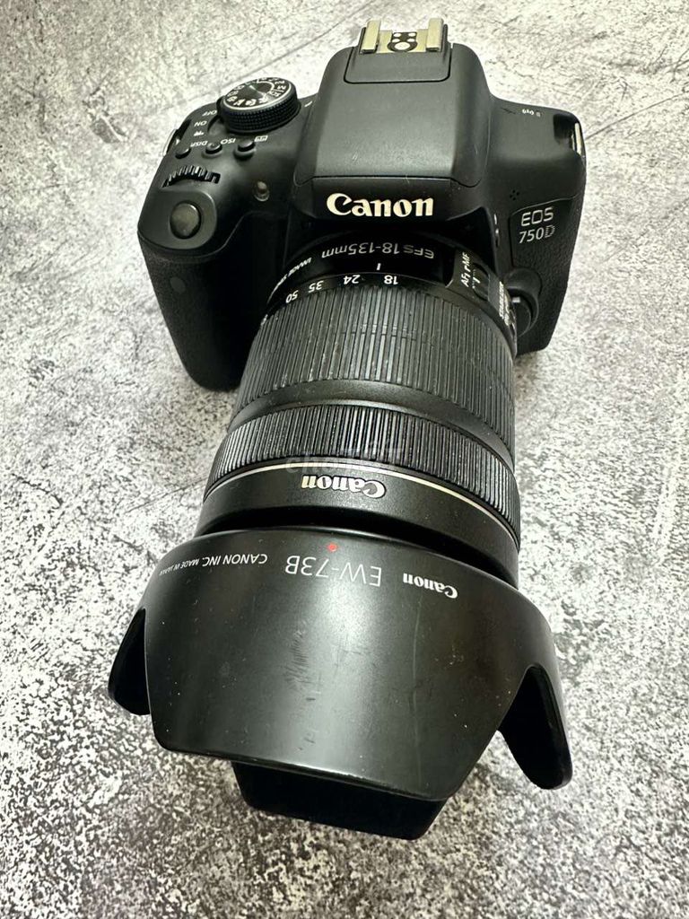 Canon 750D + 18-135 STM