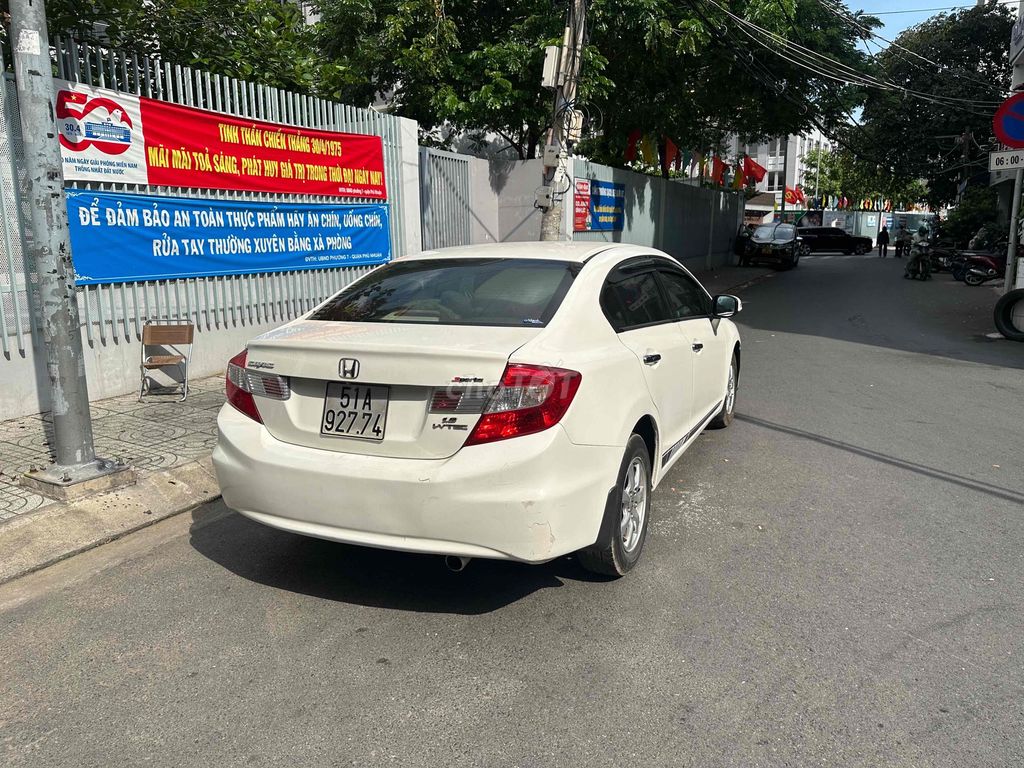 Honda Civic 2014 2.0 AT - 177000 km. Mua bán Ô tô tại Quận Phú Nhuận Tp Hồ Chí Minh được đăng bởi Tấn Sang  hình 4