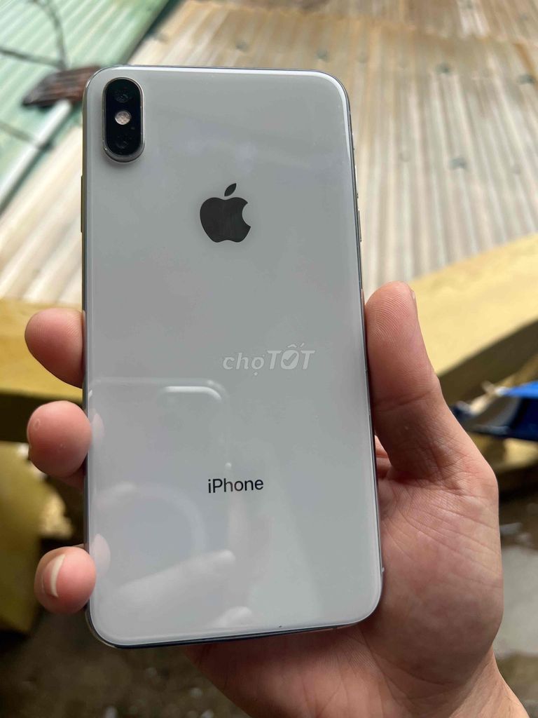 Apple iPhone XS Max 64GB trắng, màn linh kiện. Mua bán Điện thoại tại Huyện Quỳnh Lưu Nghệ An được đăng bởi Trần Ngọc Sơn  hình 1