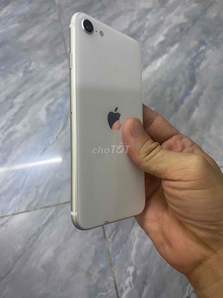 Apple iPhone SE 64GB Bạc. Mua bán Điện thoại tại Quận 4 Tp Hồ Chí Minh được đăng bởi Lê Huỳnh Hữu Nhân hình 1