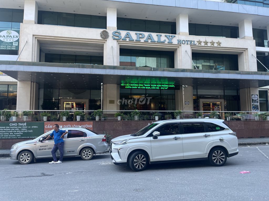 Toyota Veloz Cross 2022 CVT - 40000 km. Mua bán Ô tô tại Thành phố Lào Cai Lào Cai được đăng bởi Trung Tran hình 3