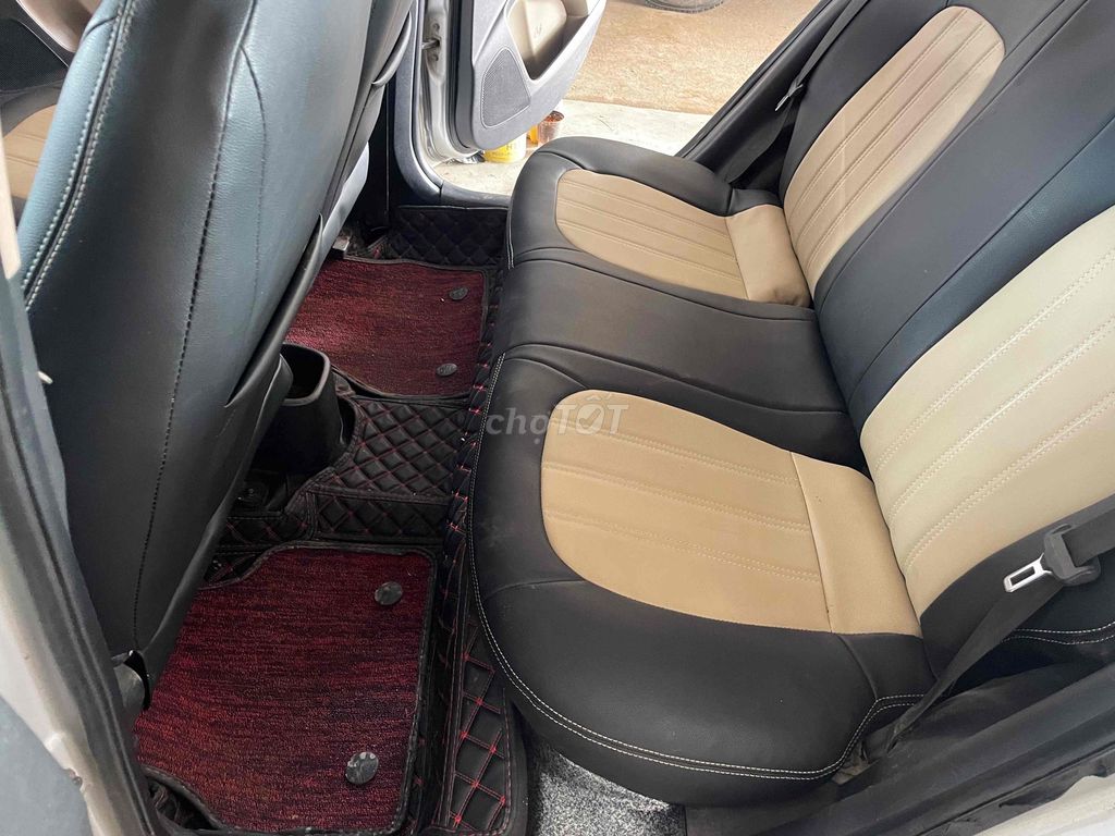 Hyundai Grand i10 2015 1.0 Base - 1234 km. Mua bán Ô tô tại Huyện Nam Trực Nam Định được đăng bởi Nguyễn Văn Hoàn hình 5