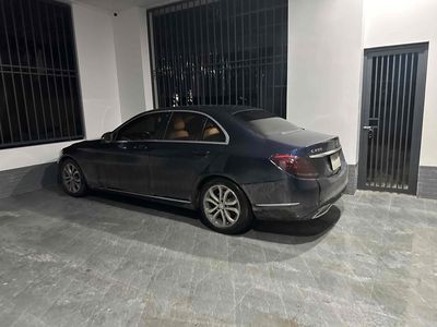 Mercedes Benz C Class 2015 C200 - 120000 km. Mua bán Ô tô tại Thành phố Vinh Nghệ An được đăng bởi Hailk