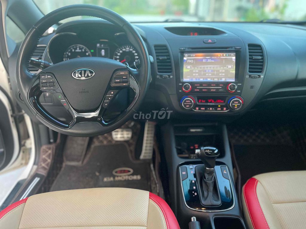 Kia Cerato 2017- 2.0 AT - 7000 km. Mua bán Ô tô tại Quận Cầu Giấy Hà Nội được đăng bởi ngoc cuong hình 14