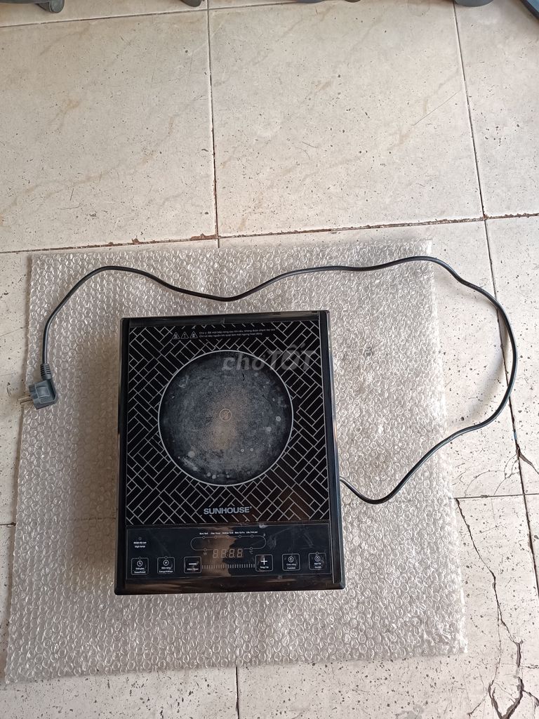 Bếp hồng ngoại Sunhouse SHD6011 như hình, giá 200k. Mua bán Bếp, lò, đồ điện nhà bếp tại Thị xã Điện Bàn Quảng Nam được đăng bởi Ket ban face zalo qua sdt hình 1