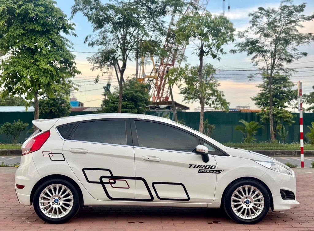Ford Fiesta 2015 S 1.0 AT Ecoboost - 100000 km. Mua bán Ô tô tại Huyện Đông Anh Hà Nội được đăng bởi Đông Anh Car Auto hình 7