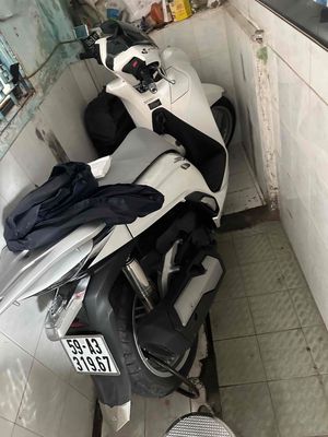 bán xe sh 350i nát banh như hình chụp. Mua bán Xe máy tại Quận 3 Tp Hồ Chí Minh được đăng bởi nguyen 