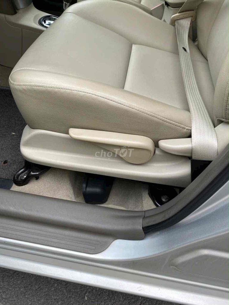 Toyota Vios 2011 G - 142000 km. Mua bán Ô tô tại Thành phố Mỹ Tho Tiền Giang được đăng bởi Hạ Nguyễn hình 4