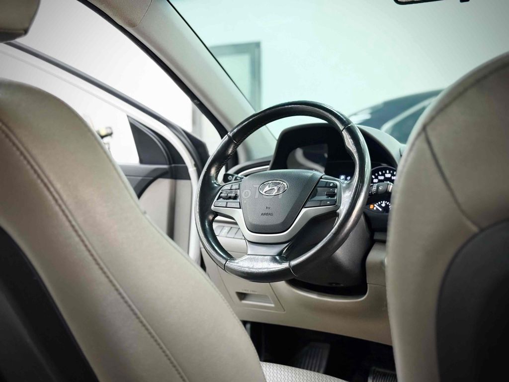 Hyundai Elantra GLS 1.6AT 2017 siêu đẹp. Mua bán Ô tô tại Thành phố Thủ Đức Tp Hồ Chí Minh được đăng bởi Nguyen Trung hình 18