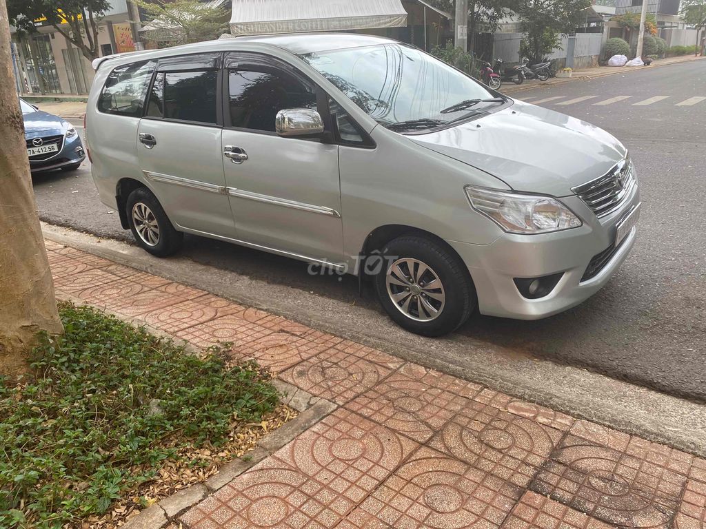 Toyota Innova 2006