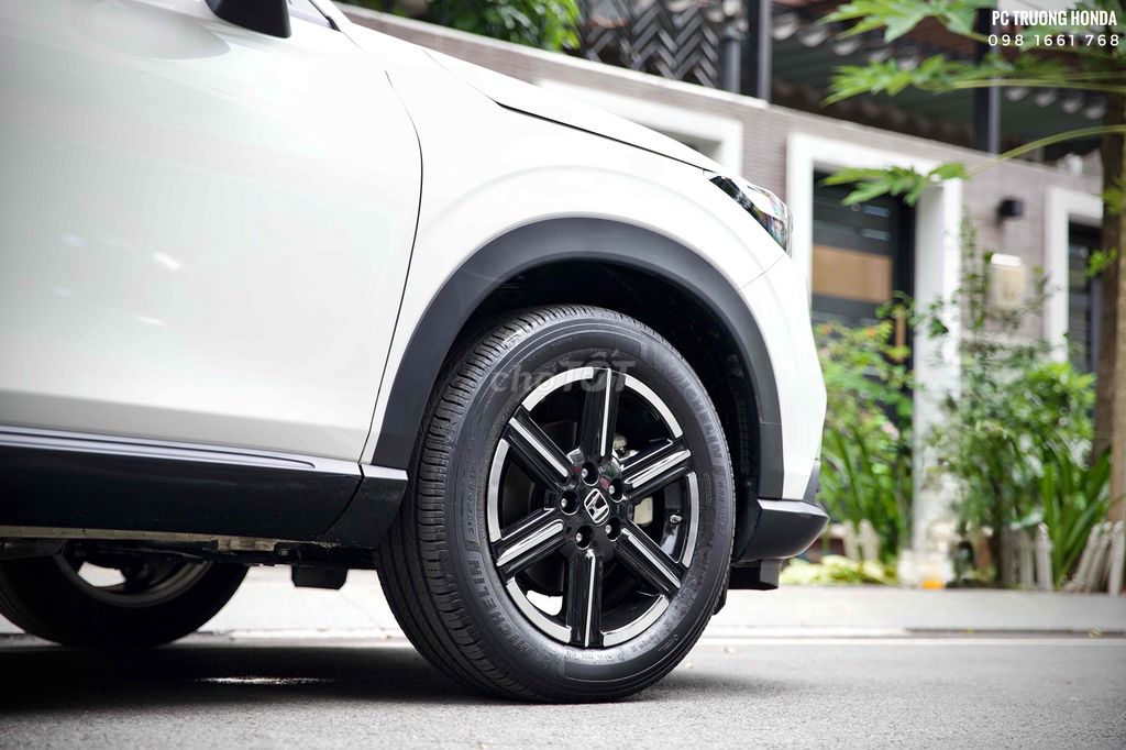 HRV G SENSING MẪU 2024,ODO: 2.000KM, SƠN ZIN 100%. Mua bán Ô tô tại Quận 10 Tp Hồ Chí Minh được đăng bởi PC Trương hình 9