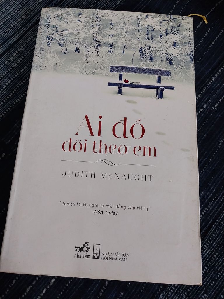 Sách Ai Đó Dõi Theo Em. Mua bán Sách tại Huyện Nhà Bè Tp Hồ Chí Minh được đăng bởi COCO  hình 1