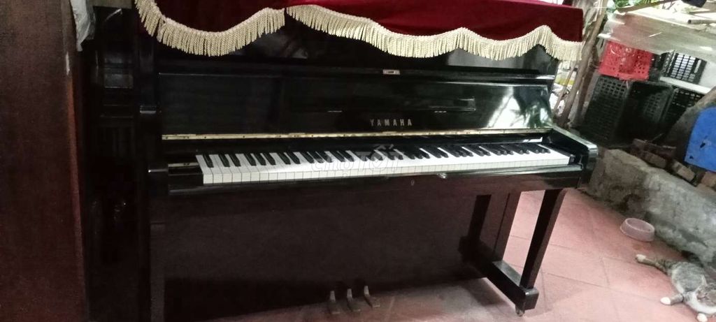 Piano Yamaha U1G