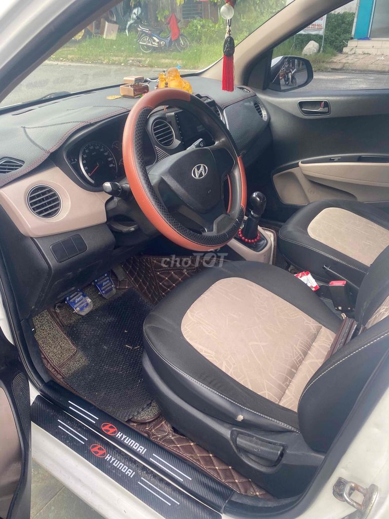 Hyundai Grand i10 2015 1.0 Base - 90000 km. Mua bán Ô tô tại Huyện Thăng Bình Quảng Nam được đăng bởi Công Minh hình 7