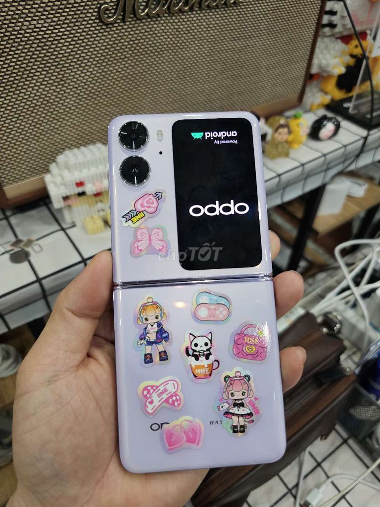 Oppo Find N2 Flip 5G 256G ZIN ĐẸP 1 SỌC V/N TỐT. Mua bán Điện thoại tại Quận Tân Phú Tp Hồ Chí Minh được đăng bởi Ngô Minh Mobile  hình 1