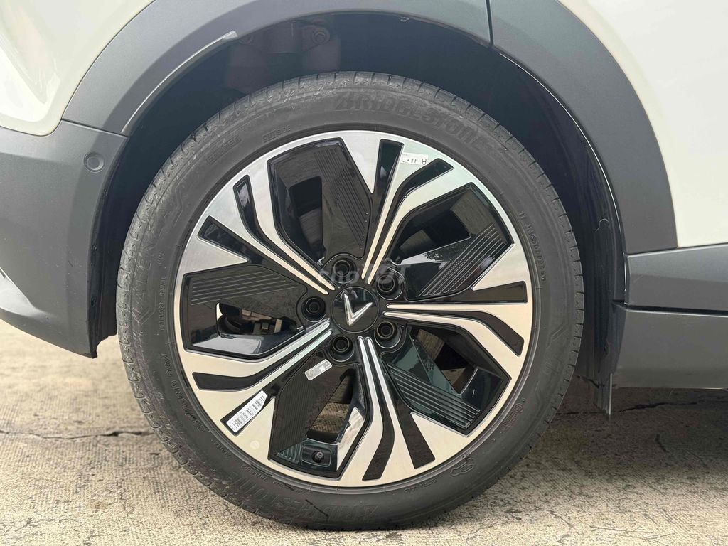 [VF6 PLUS NÂNG CAO] SIÊU HIẾM-1 CHỦ-LƯỚT 22.000. Mua bán Ô tô tại Quận 7 Tp Hồ Chí Minh được đăng bởi Kỳ Nguyễn VinFast hình 18