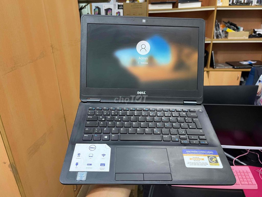Dell Latitude 7270 i5-6th Gen 12.5 inch 8GB/128GB. Mua bán Laptop tại Thị xã Tân Uyên Bình Dương được đăng bởi lê âu hình 1