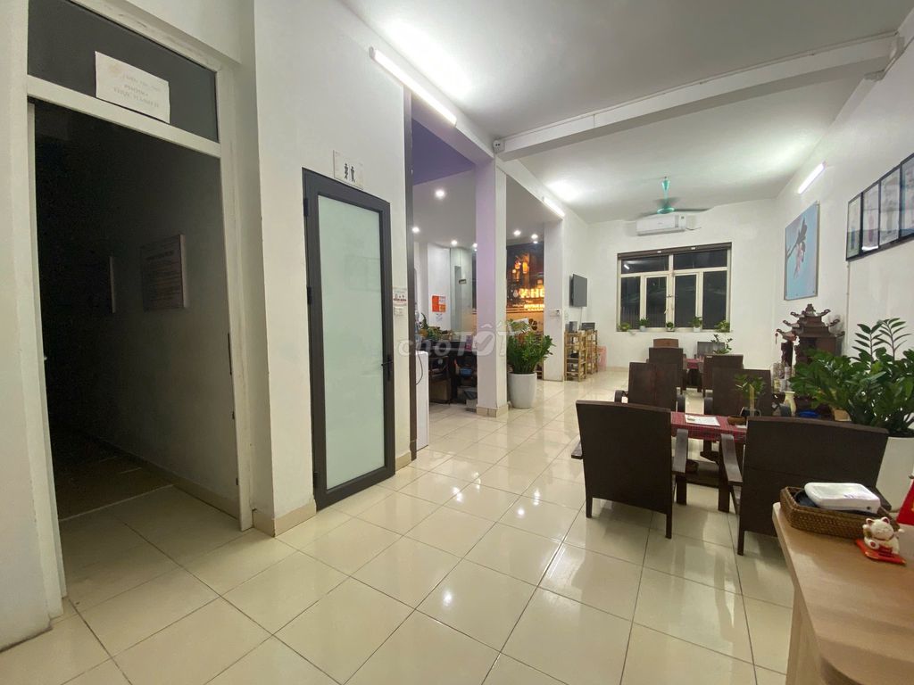 Cho thuê biệt thự 255m2 Làng Việt Kiều Châu Âu, Mỗ Lao, Hà Đông