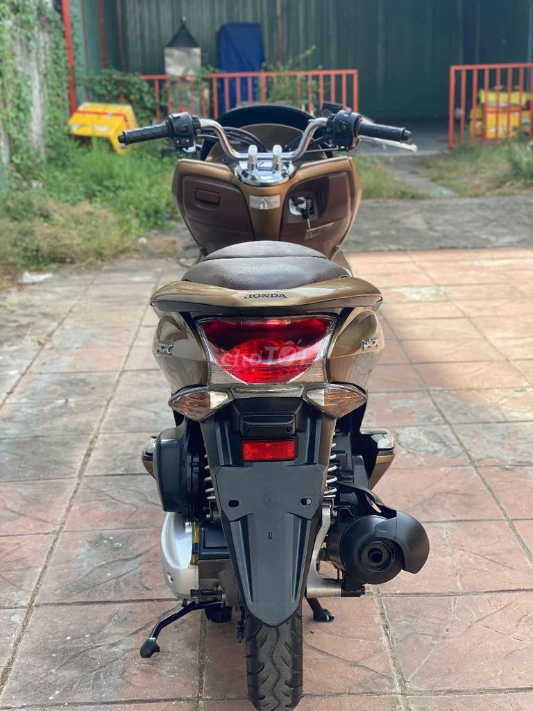 Honda PCX 2011 hồ sơ cầm tay. Mua bán Xe máy tại Quận Ninh Kiều Cần Thơ được đăng bởi Xe Máy TÂN LIÊN HƯNG 1 91B hình 3