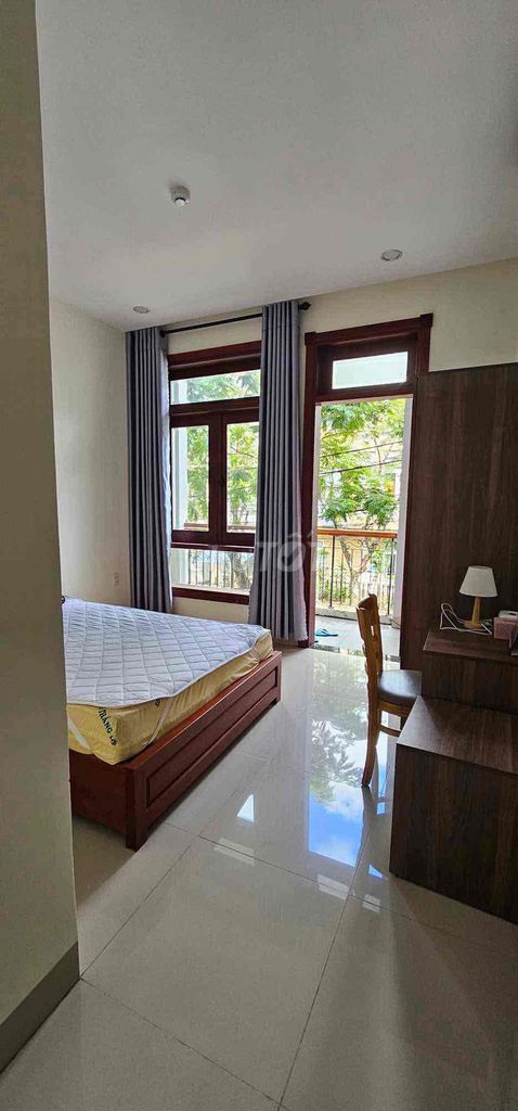Furnished 2-bedroom apartment by the Hàn River — photo 12