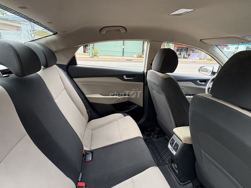 Hyundai Accent 2021 1.4 MT Tiêu chuẩn - 102000 km. Mua bán Ô tô tại Huyện Đức Trọng Lâm Đồng được đăng bởi Nguyễn Hữu Dự hình 8