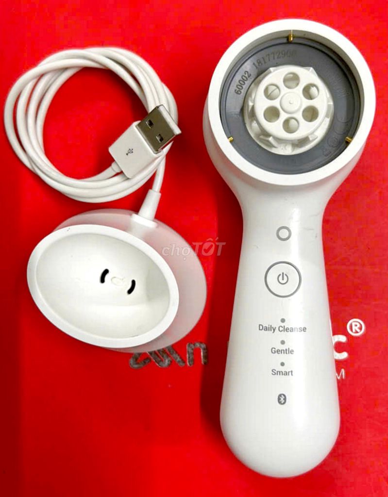 Máy rửa mặt Clarisonic Mia Smart Trắng. Mua bán Phụ kiện thời trang khác tại Quận Phú Nhuận Tp Hồ Chí Minh được đăng bởi Hòa Lê 8 hình 1