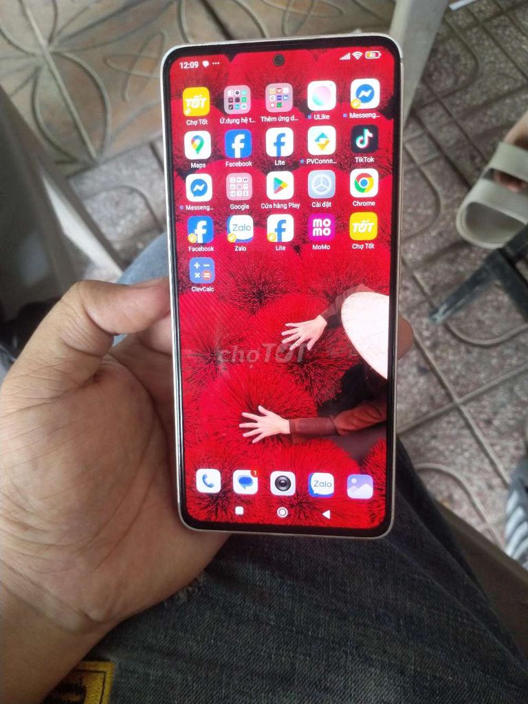 Xiaomi Redmi 13 6GB/128GB Trắng. Mua bán Điện thoại tại Quận Ninh Kiều Cần Thơ được đăng bởi tô khôi CR hình 1