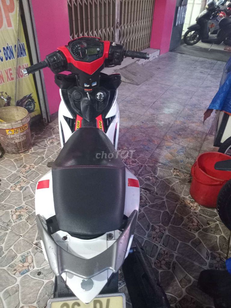 Yamaha Exciter 150 Đỏ trắng. Mua bán Xe máy tại Quận Bình Tân Tp Hồ Chí Minh được đăng bởi Cường phát  hình 6