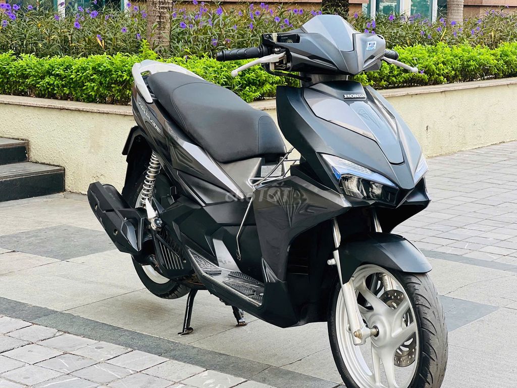 HONDA AIR BLADE 125FI  XE ĐỜI CUỐI 2019 MÁY ZIN. Mua bán Xe máy tại Quận Cầu Giấy Hà Nội được đăng bởi Lộc Phát hình 5