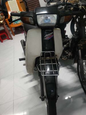 Honda Dream Lùn Đen, Trắng. Mua bán Xe máy tại Quận Bình Thuỷ Cần Thơ được đăng bởi Hoàng Thuận
