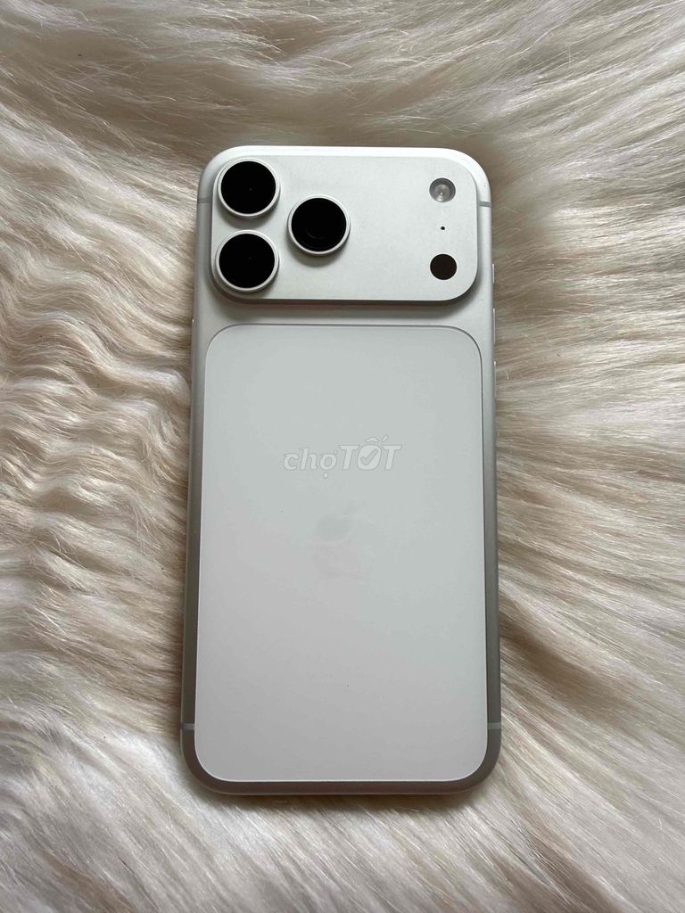 iPhone 17 Pro Max 256GB Bạc VN/A. Mua bán Điện thoại tại Huyện Nhơn Trạch Đồng Nai được đăng bởi Lê cường mobile hình 1