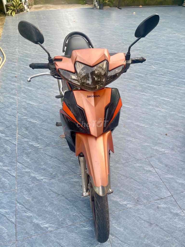 Honda Blade 110 2017 Cam đen 20km. Mua bán Xe máy tại Thị xã Hoài Nhơn Bình Định được đăng bởi Phú Vy hình 1