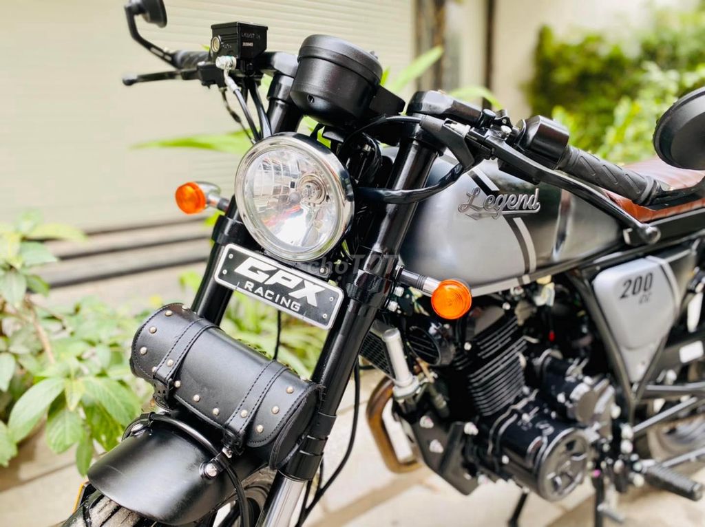 GPX LEGEND 200 cc. Mua bán Xe máy tại Quận Cầu Giấy Hà Nội được đăng bởi Tong motor xe may hình 3