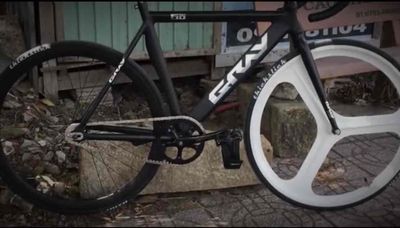 xe đạp fixed gear gray f10 kèm 3 đao. Mua bán Xe đạp tại Huyện Châu Phú An Giang được đăng bởi Đình trưc