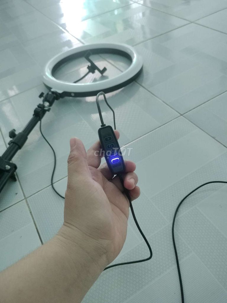Đèn livestream 3 màu chân đế cao. Mua bán Đèn tại Quận Cái Răng Cần Thơ được đăng bởi lê nhiên hình 1