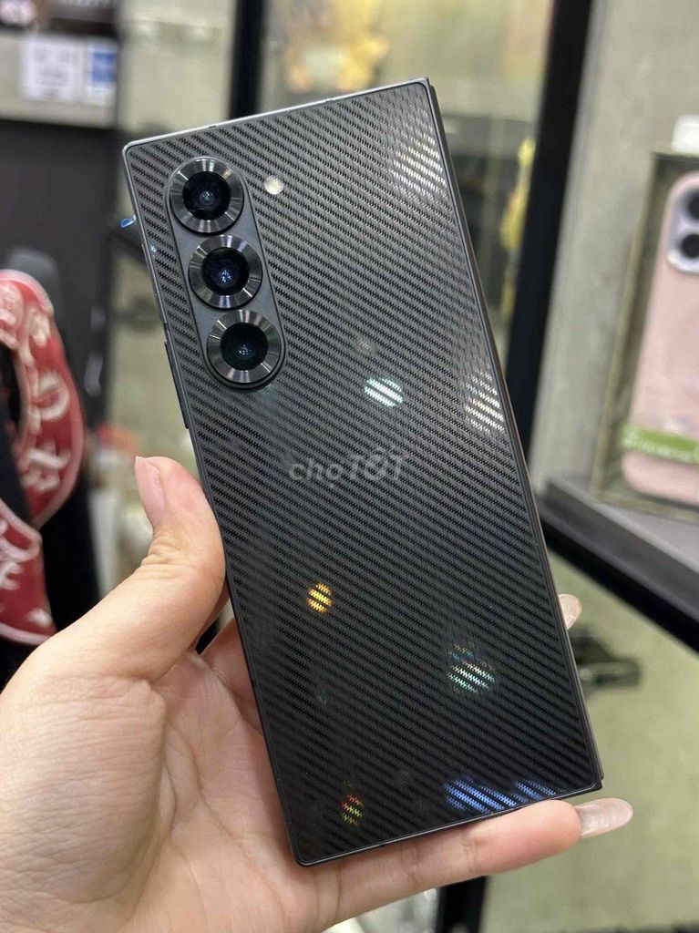 Samsung Galaxy Z Fold6 256GB Đen Cacbon VN/A 99%. Mua bán Điện thoại tại Quận 8 Tp Hồ Chí Minh được đăng bởi TRƯỜNG MOBILE  hình 1