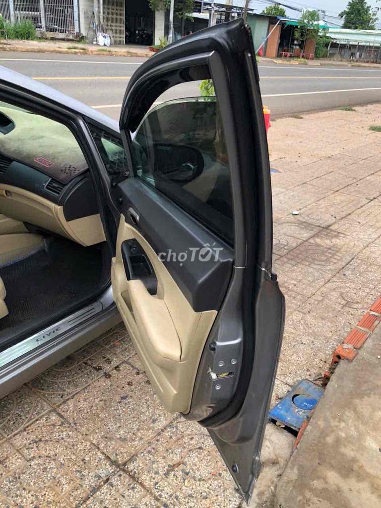 Cần bán Honda Civic 2008. Mua bán Ô tô tại Thành phố Bà Rịa Bà Rịa - Vũng Tàu được đăng bởi Thành Đạt hình 5