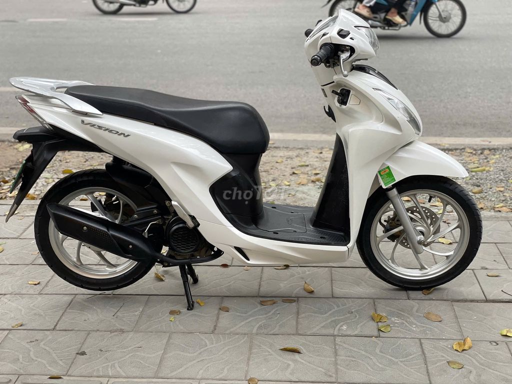 Vision 2021 Trắng biển tỉnh. Mua bán Xe máy tại Quận Đống Đa Hà Nội được đăng bởi Nguyễn Thái hình 1