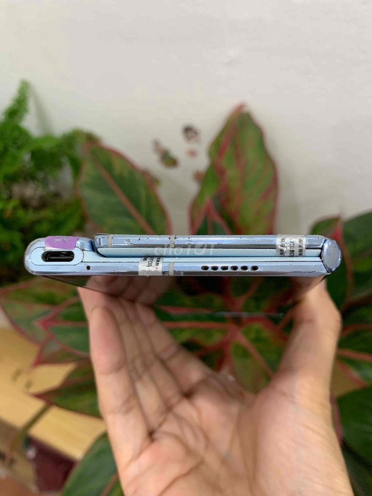 Honor V Purse 512GB Xám Snapdragon 778G. Mua bán Điện thoại tại Quận Hoàng Mai Hà Nội được đăng bởi Ánh Dương Store hình 1