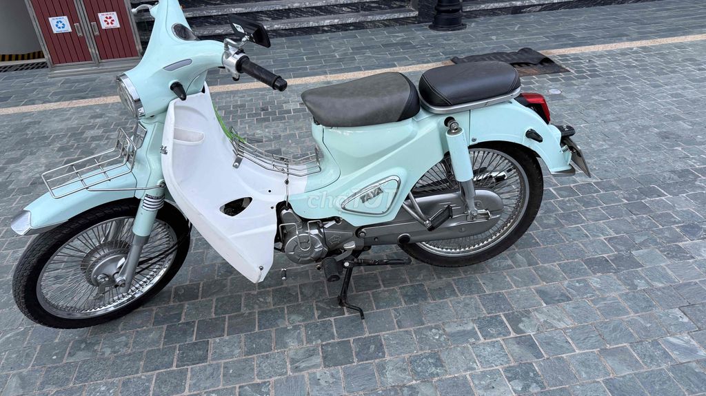 Thanh Lý cúp 50cc dáng thể thao siêu mới. Mua bán Xe máy tại Quận Bắc Từ Liêm Hà Nội được đăng bởi Hữu Nhuận hình 4